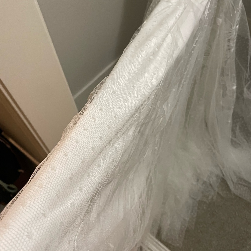 Alexandra Grecco Felix Wedding Dress - Picture 4 of 8